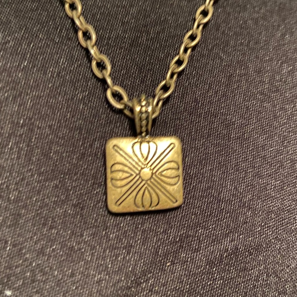 Lia Sophia necklace